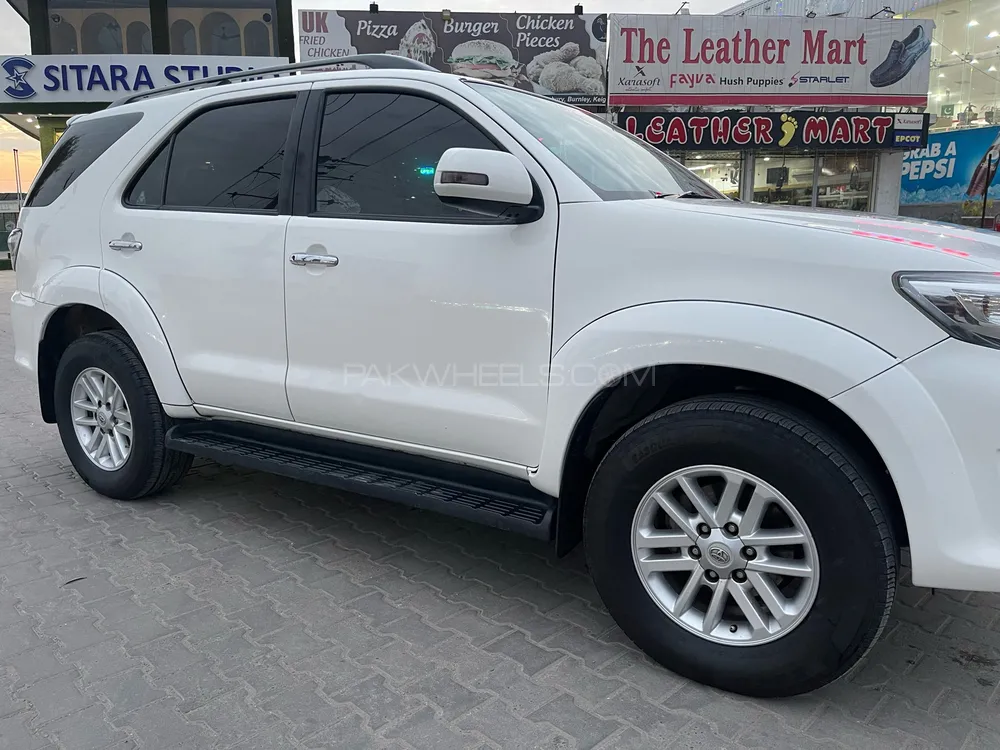 Toyota Fortuner 2014 for Sale in Gujar Khan Image-1