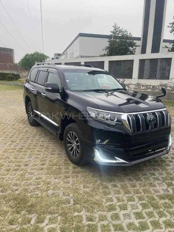 Toyota Prado 2018 for Sale in Faisalabad Image-1