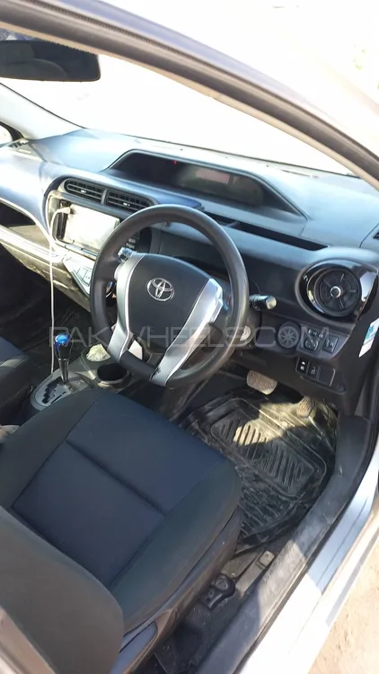 Toyota Aqua 2015 for Sale in Peshawar Image-1