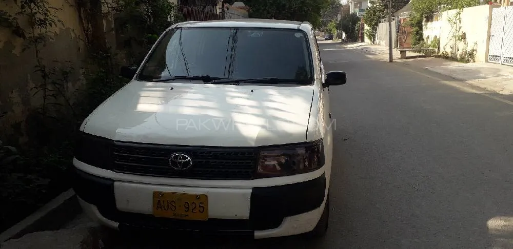 Toyota Probox 2005 for Sale in Lahore Image-1
