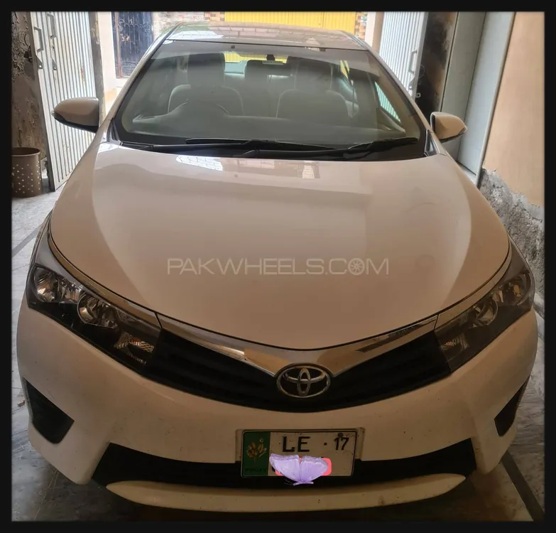 Toyota Corolla 2017 for Sale in Sialkot Image-1