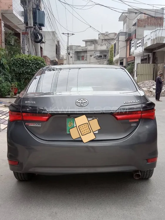 Toyota Corolla 2017 for Sale in Faisalabad Image-1