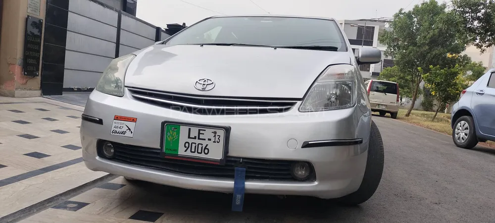 Toyota Prius 2007 for Sale in Lahore Image-1