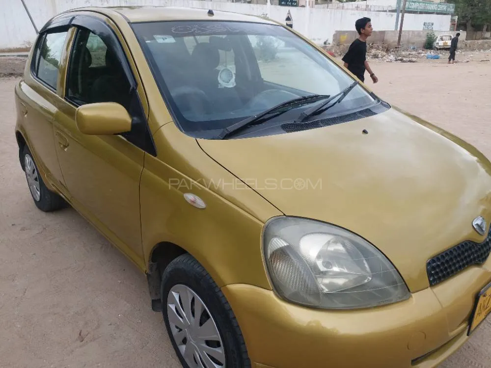 Toyota Vitz 1999 for Sale in Karachi Image-1