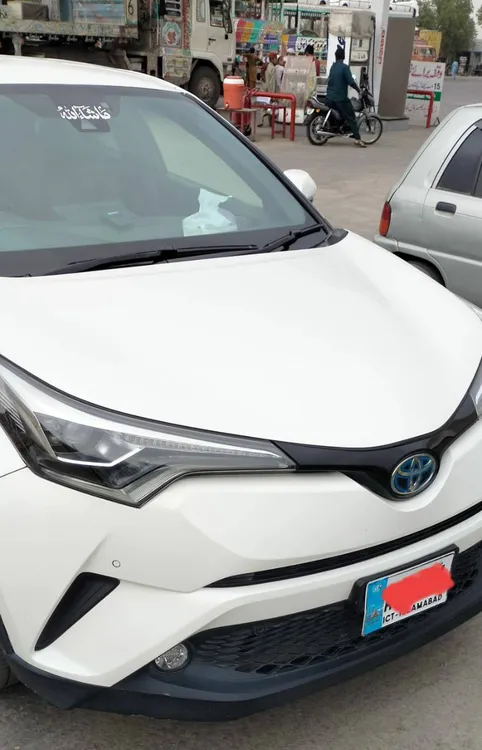 Toyota C-HR 2018 for Sale in Lahore Image-1