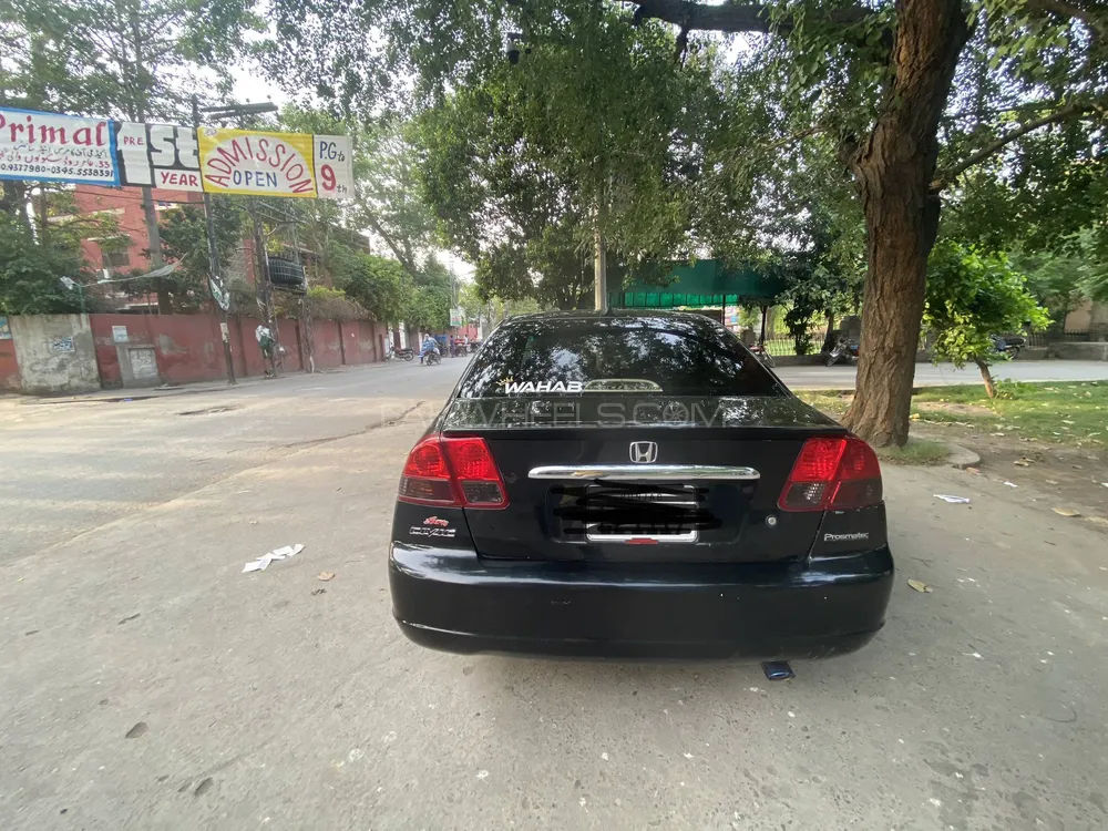 Honda Civic 2004 for Sale in Lahore Image-1