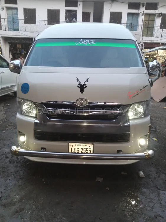 Toyota Hiace 2010 for Sale in Faisalabad Image-1