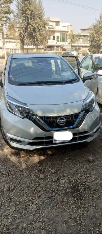 Nissan Note 2018 for Sale in Gujranwala Image-1