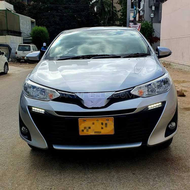 Toyota Yaris Sedan 2022 for Sale in Karachi Image-1