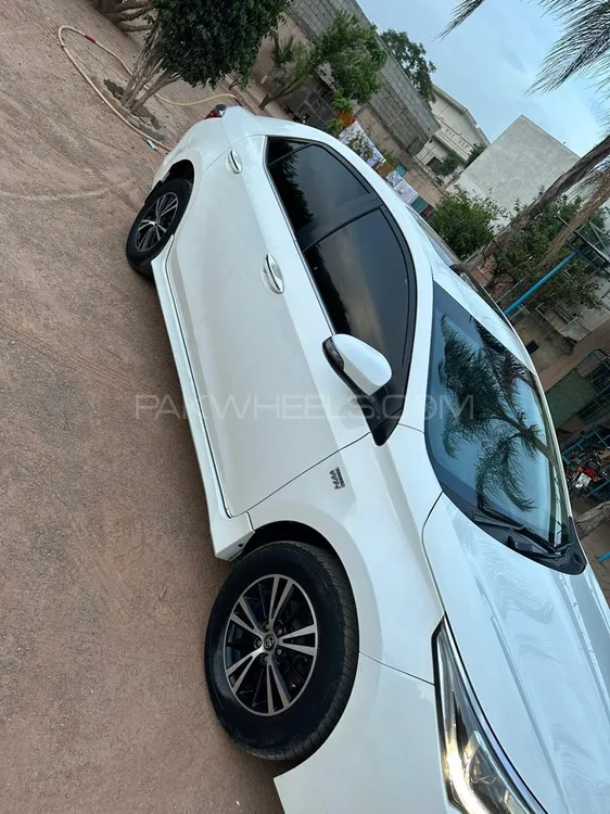 Toyota Corolla 2019 for Sale in Islamabad Image-1
