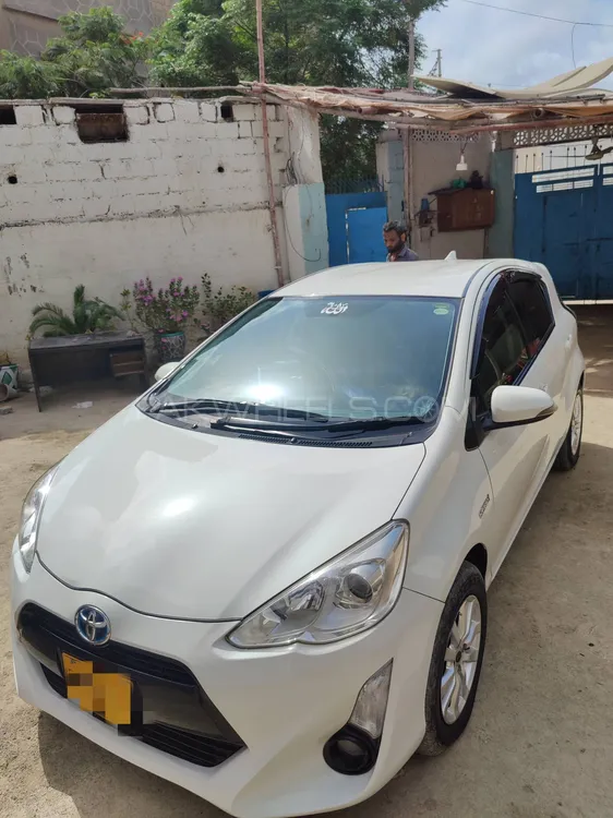 Toyota Aqua 2015 for Sale in Karachi Image-1