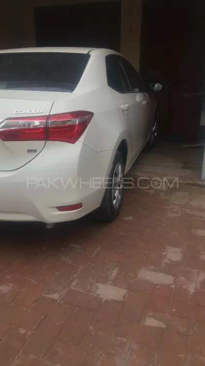 Toyota Corolla 2016 for Sale in Dera ismail khan Image-1