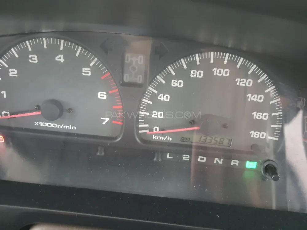 Toyota Surf 2002 for Sale in Lahore Image-1