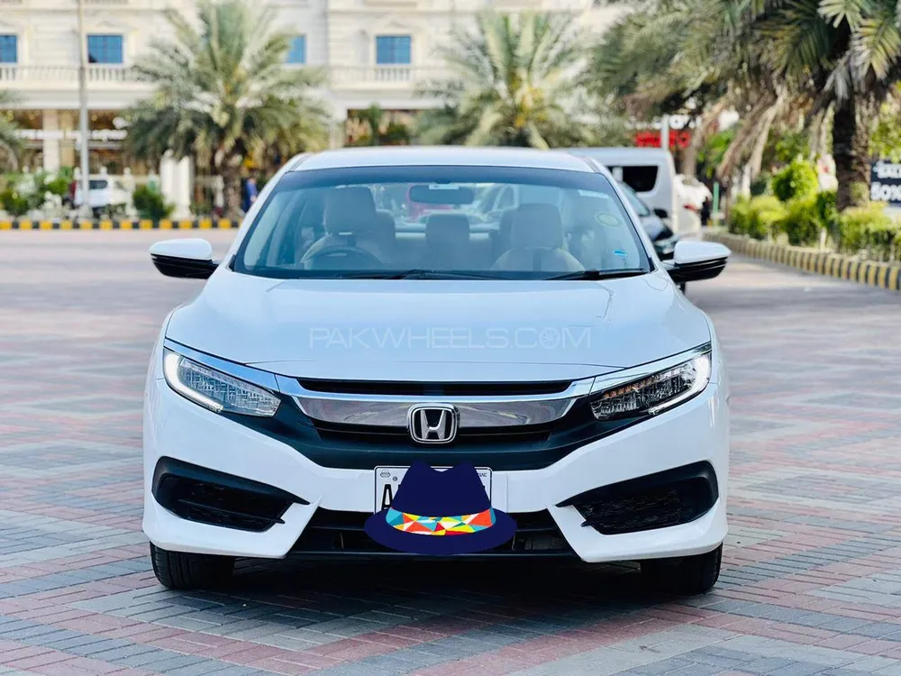 Honda Civic 2020 for Sale in Lahore Image-1