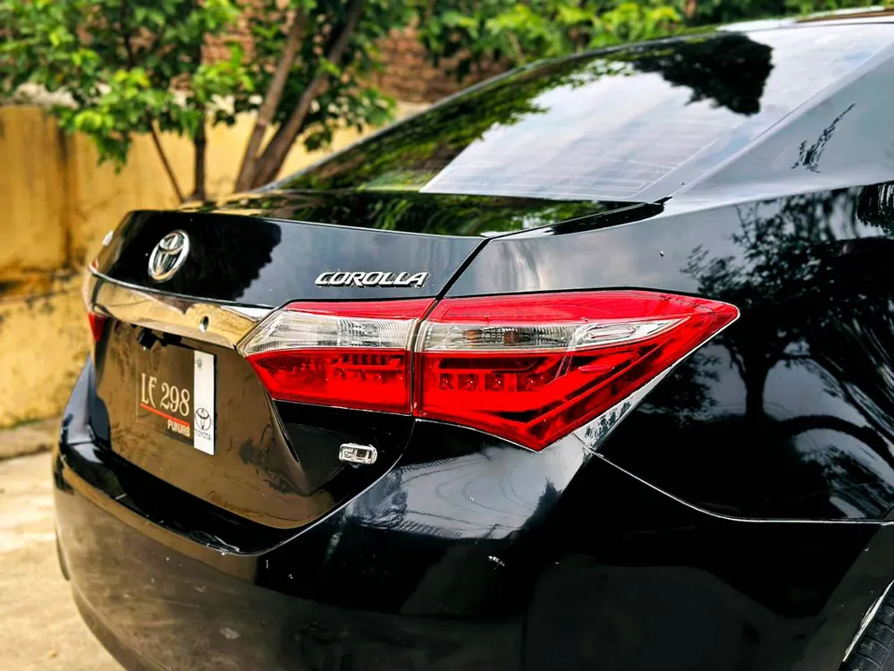 Toyota Corolla 2016 for Sale in Gujrat Image-1