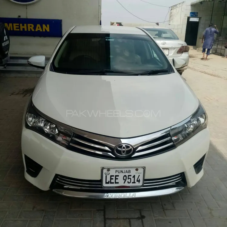 Toyota Corolla 2017 for Sale in Sialkot Image-1