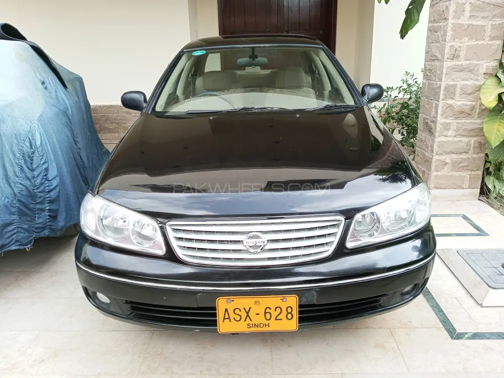 Nissan Sunny 2010 for Sale in Karachi Image-1