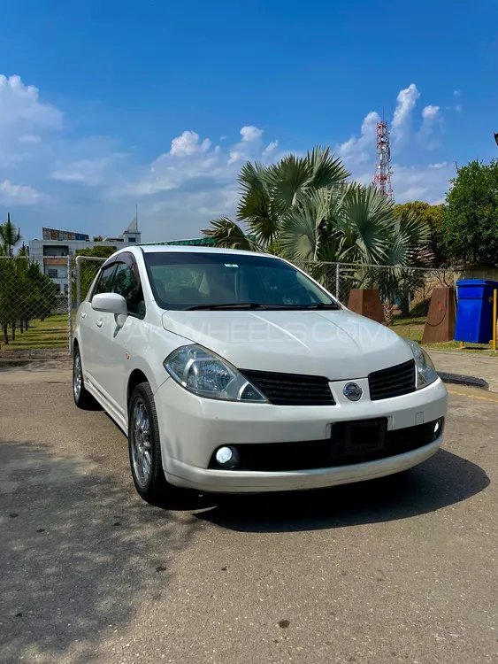 Nissan Tiida 2007 for Sale in Islamabad Image-1
