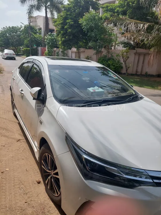 Toyota Corolla 2018 for Sale in Karachi Image-1