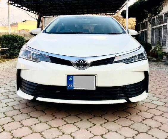 Toyota Corolla 2018 for Sale in Gujrat Image-1