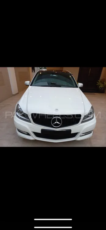 Mercedes Benz C Class 2011 for Sale in Islamabad Image-1