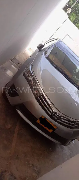 Toyota Corolla 2016 for Sale in Karachi Image-1