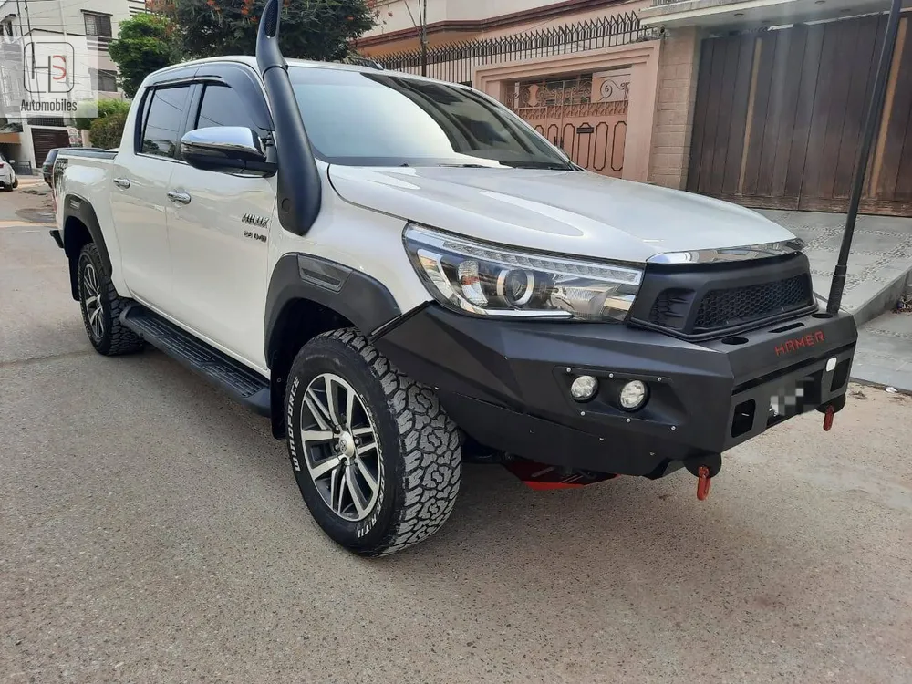 Toyota Hilux 2020 for Sale in Karachi Image-1