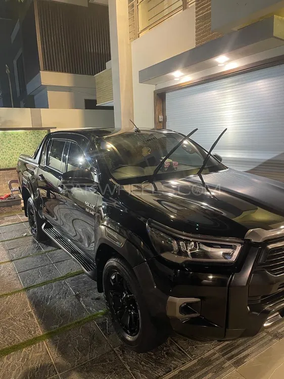 Toyota Hilux 2021 for Sale in Karachi Image-1