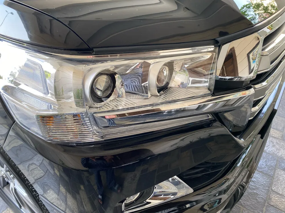 Toyota Land Cruiser 2012 for Sale in Lahore Image-1