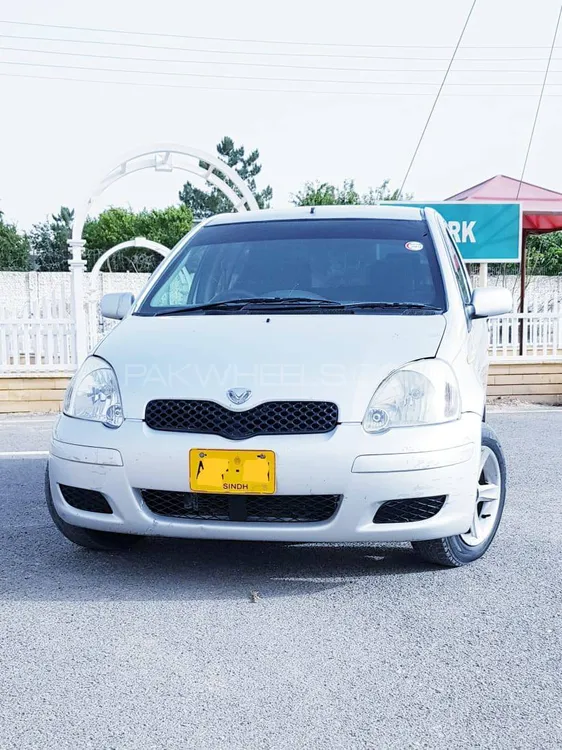 Toyota Vitz 2003 for Sale in Quetta Image-1