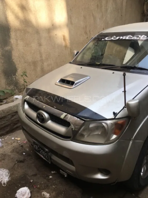 Toyota Hilux 2007 for Sale in Karachi Image-1