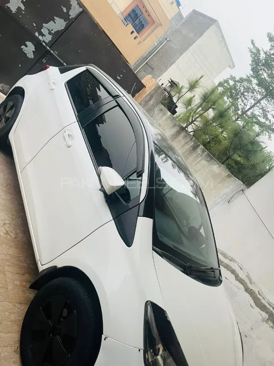 Toyota Vitz 2014 for Sale in Gujranwala Image-1