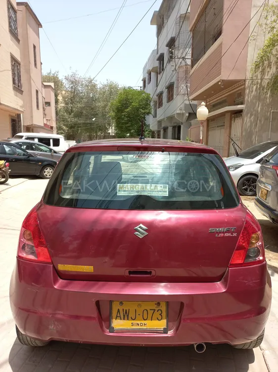 Suzuki Swift 2011 for Sale in Karachi Image-1