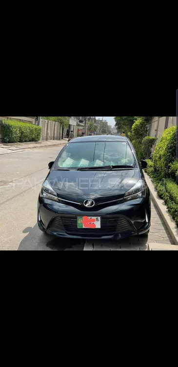 Toyota Vitz 2016 for Sale in Faisalabad Image-1
