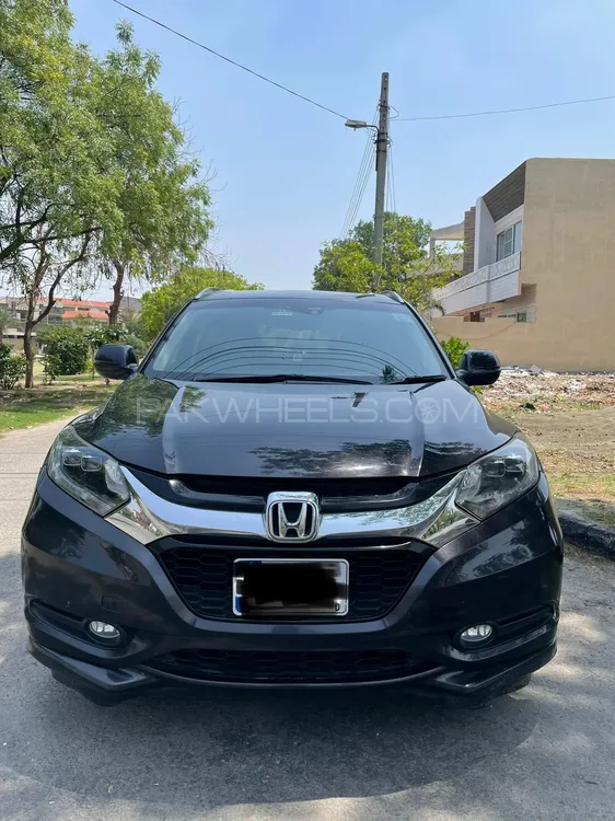 Honda Vezel 2014 for Sale in Lahore Image-1