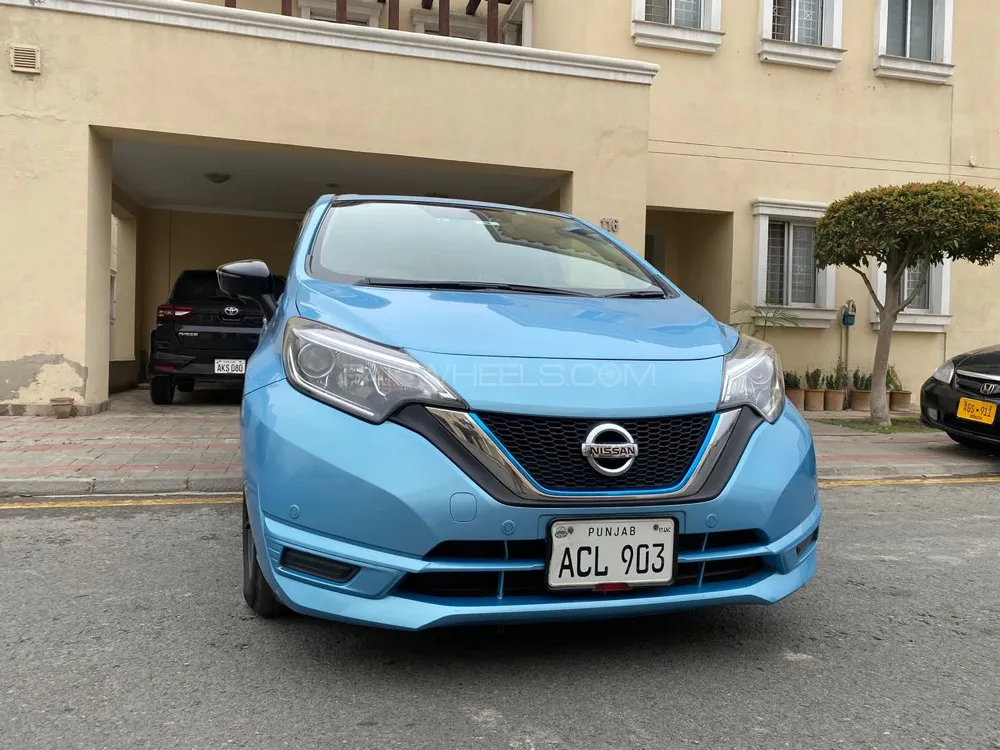 Nissan Note 2017 for Sale in Lahore Image-1
