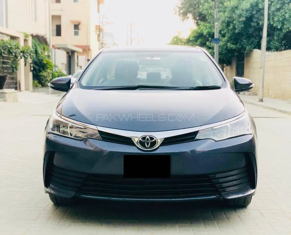 Toyota Corolla 2019 for Sale in Karachi Image-1