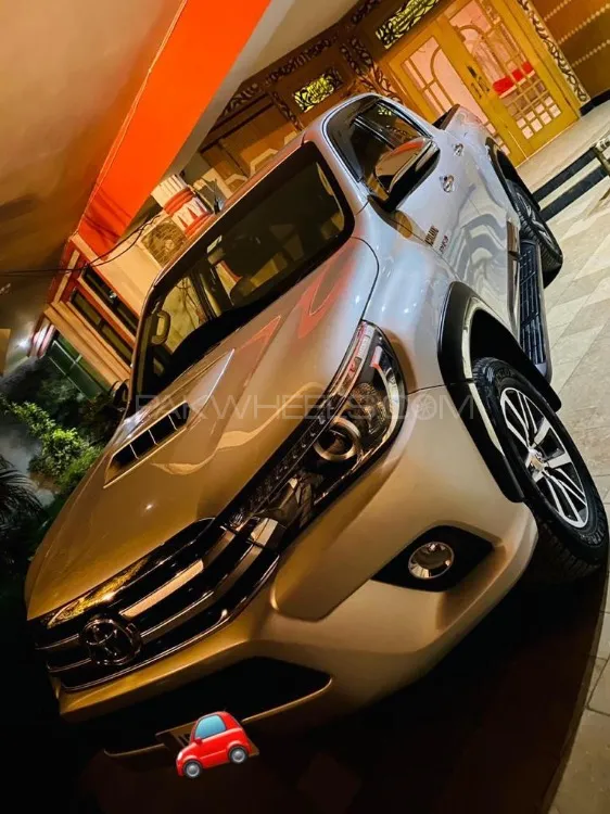 Toyota Hilux 2017 for Sale in Islamabad Image-1
