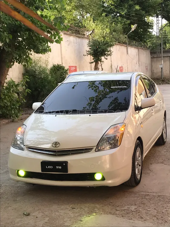 Toyota Prius 2008 for Sale in Peshawar Image-1