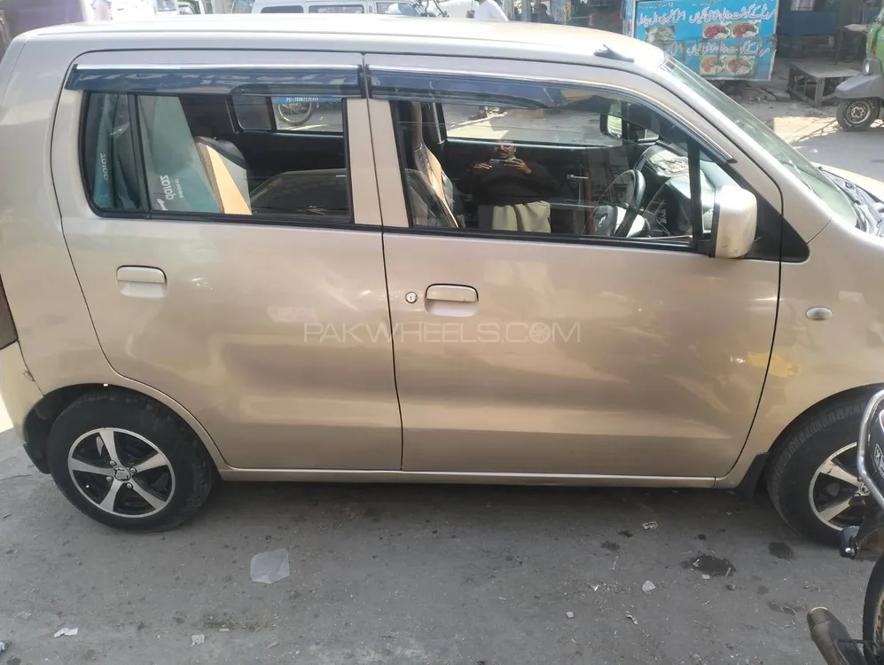 Suzuki Wagon R 2017 for Sale in Lahore Image-1