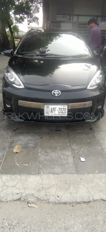 Toyota Aqua 2018 for Sale in Islamabad Image-1