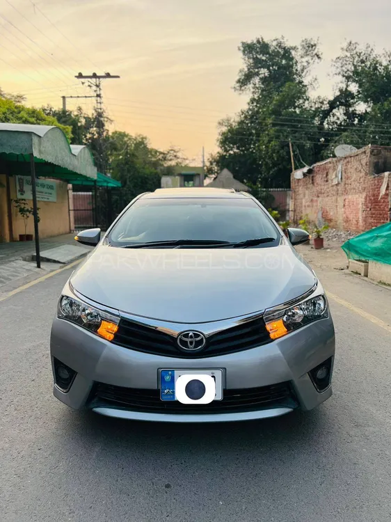 Toyota Corolla 2015 for Sale in Faisalabad Image-1