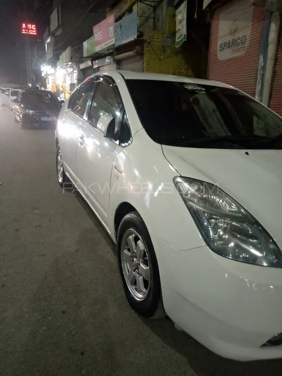 Toyota Prius 2007 for Sale in Peshawar Image-1