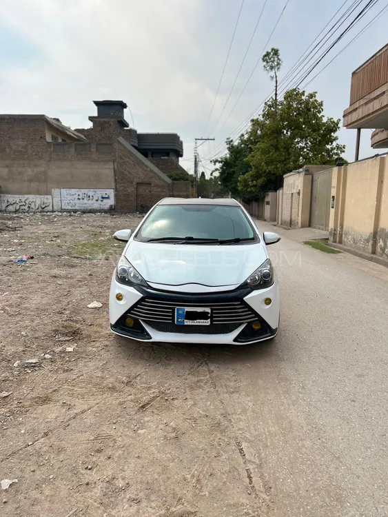 Toyota Aqua 2013 for Sale in Peshawar Image-1