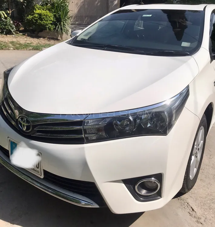 Toyota Corolla 2015 for Sale in Islamabad Image-1