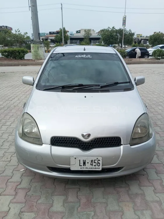 Toyota Vitz 1999 for Sale in Peshawar Image-1