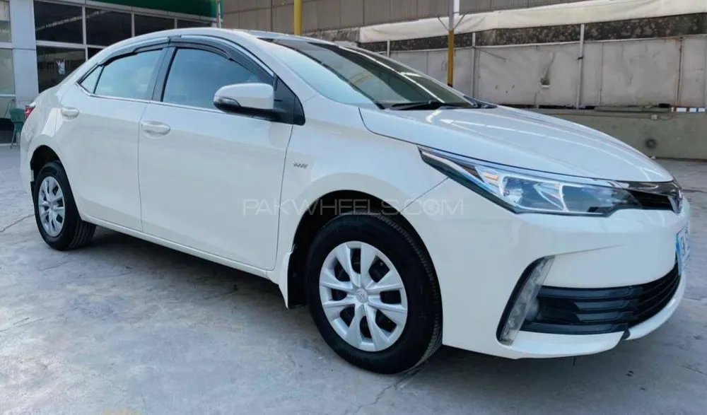 Toyota Corolla 2018 for Sale in Islamabad Image-1