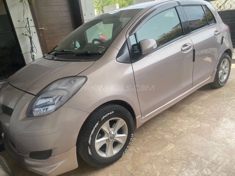 Toyota Vitz 2010 for Sale in Rawalpindi Image-1