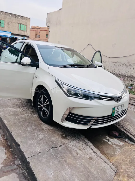 Toyota Corolla 2017 for Sale in Bhimber Image-1