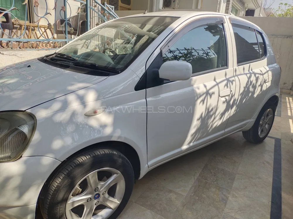 Toyota Vitz 1999 for Sale in Islamabad Image-1